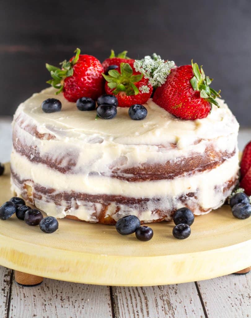 How To Frost A Naked Cake Or Semi Naked Cake For Beginners