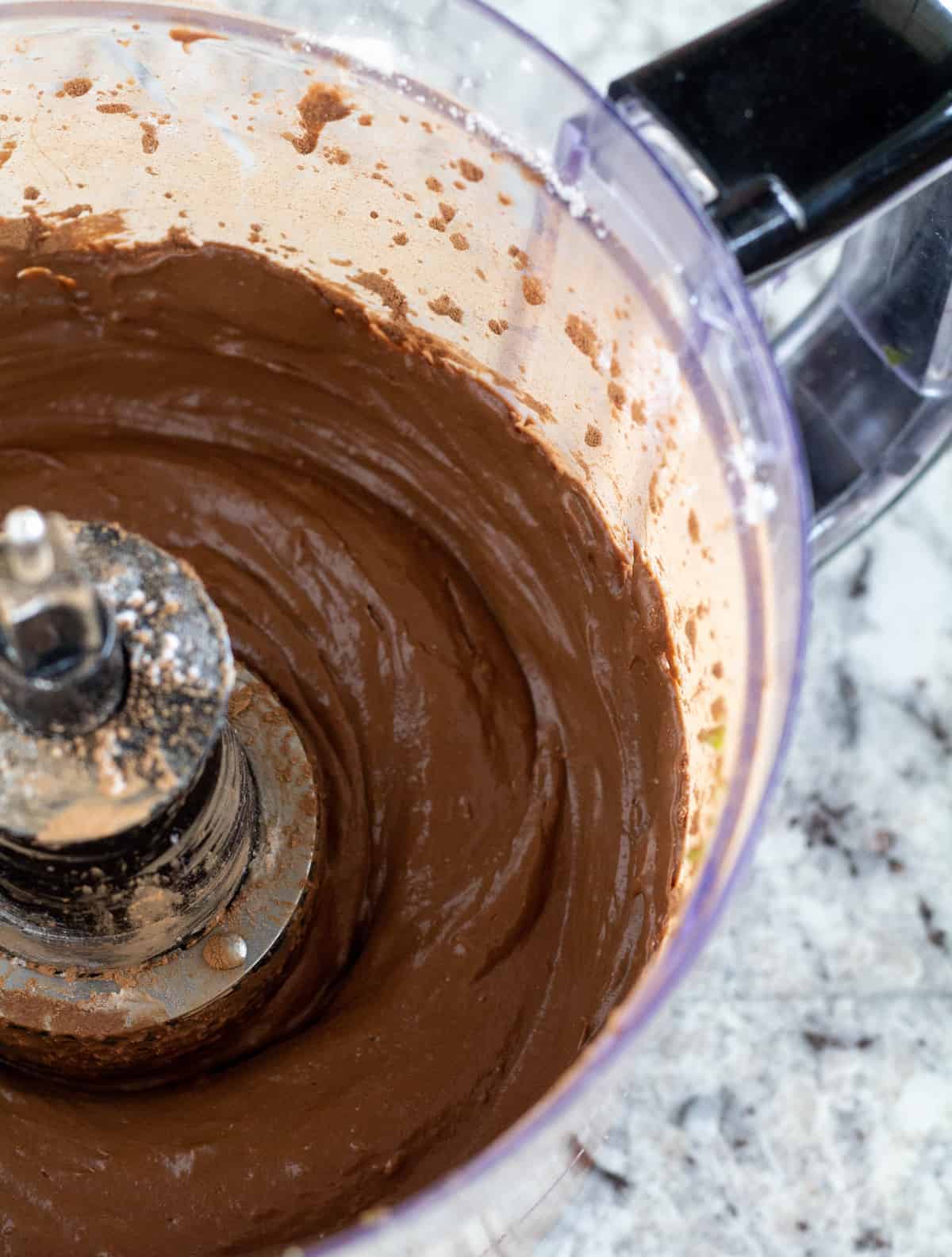 Creamy chocolate pudding in food processor