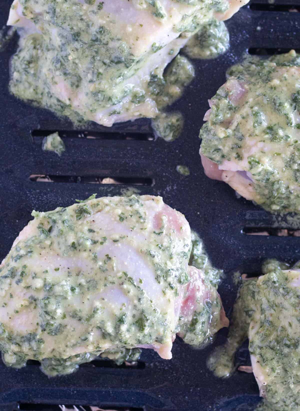 chicken with pesto on pan