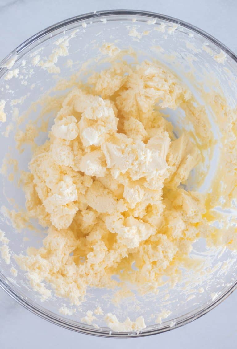 LowCarb Keto Cream Cheese Frosting Cassidy's Craveable Creations